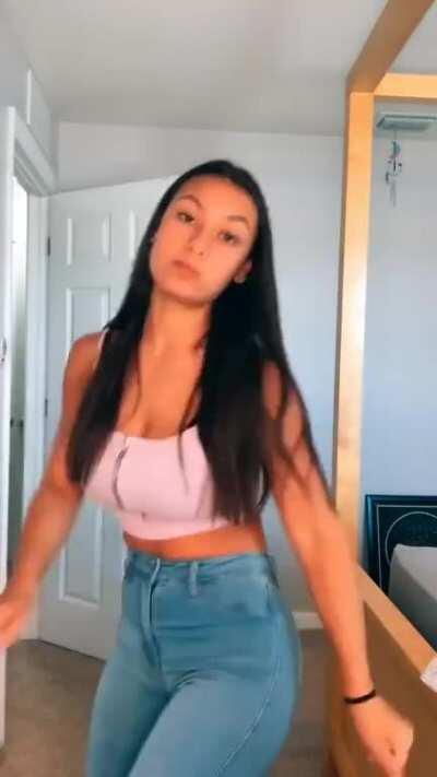 I guess she likes gum