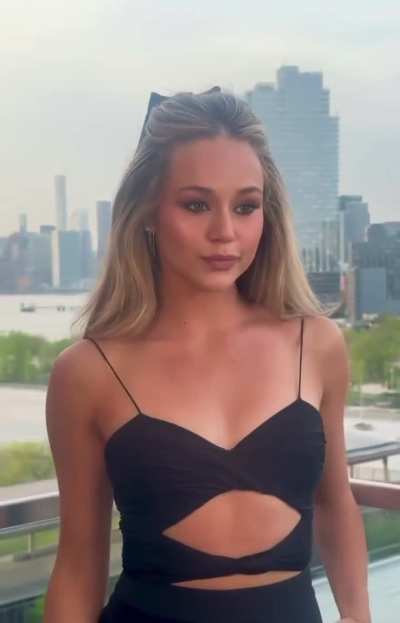 Brec Bassinger