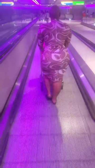 Sheeeeeeesh 😯… if that ain’t jelly then I don’t know what is 😅😭😍🤤🍑