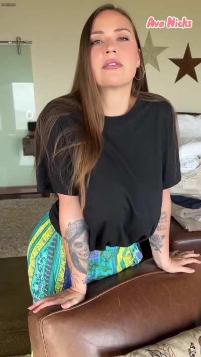 Wow I am so jealous of her incredible tits