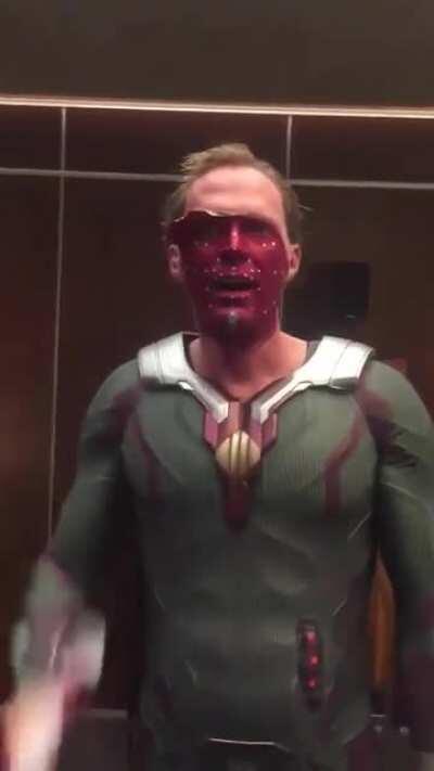Paul Bettany taking off his makeup.