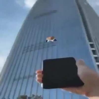 Obama???????? On tower??????? 😳😳😳😳😳😳