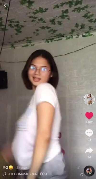 throwback muna tayo (deleted vid and tiktok) kaya wag nyo na hanapin sakin