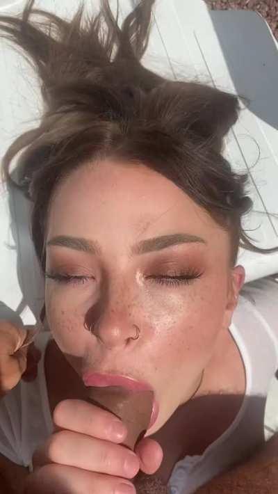 Amazing Girl Perfect Eye Contact - Get Her F0lder