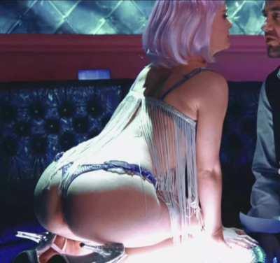 Natalie Portman looking sexy af