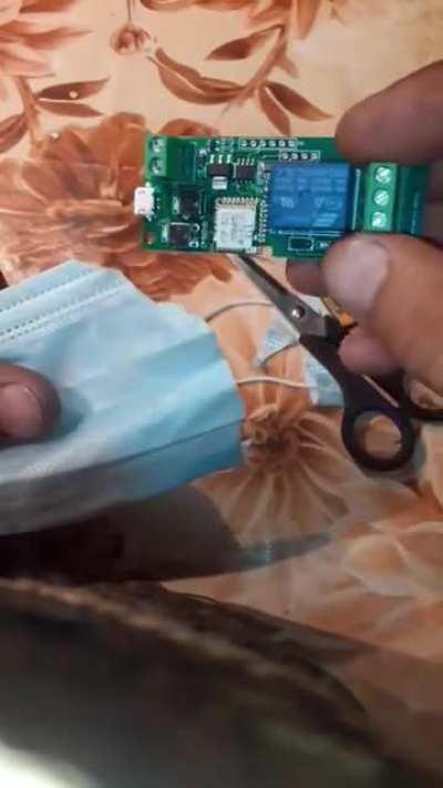 Sunt interese mari la mijloc!!