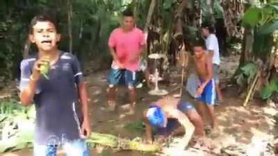 the new tour of the guys looks so amazing tho