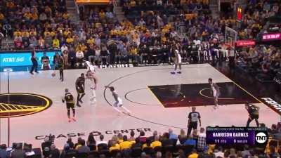 [Highlight] Kings defense goes to sleep as Donte breezes through to find Moody!