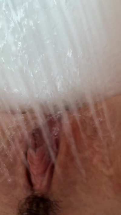 Confess: you pee in the shower too 💦