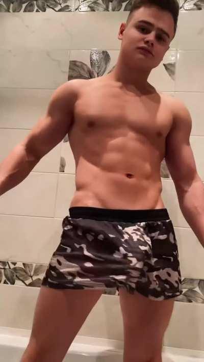 Enjoy my big cock and athletic body 😊 [M]