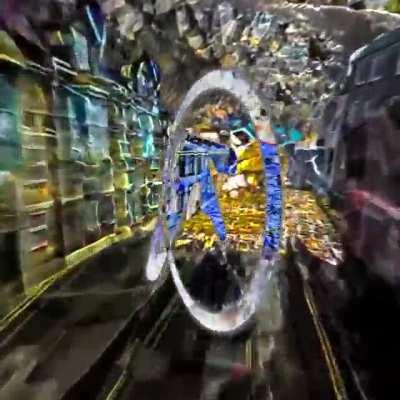 hi ! for my first post here, i ve made a little loop with a background from t69 collapse ^^