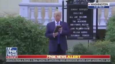 Trumps Bible photo op