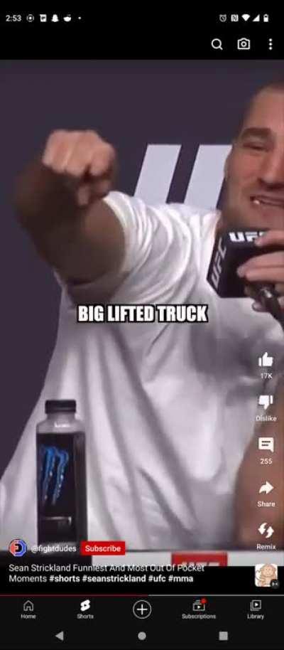 One minute of Sean Strickland being completely out of pocket 