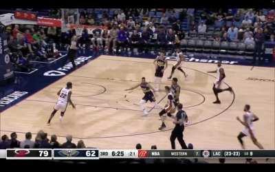 [Highlight] Excellent defense by Bam, the crowd wants the travel call on the other end but they don't get it.