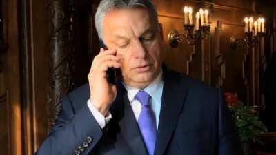 két legenda beszélget. (kicsit rosszkor hívta)