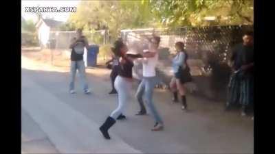 She Got Hands - She hurt her with every punch -- Girl Fights