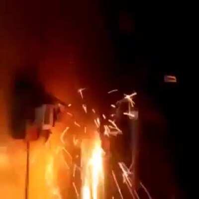 oq q tava acontecendo ali?