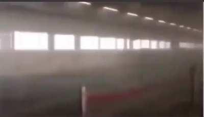 The incredible, yet terrifying speed of a Japanese bullet train