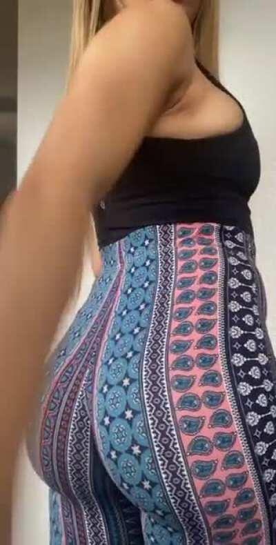 Slapping my ass in my flares