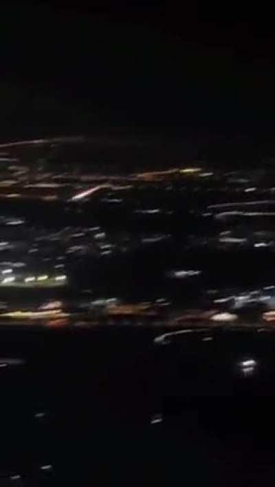 Object seen falling from the sky over Dubai in the UAE, filmed from the Burj Khalifa skyscraper in February 2023 (Credit: u/ITSsUNSHINEHansen)