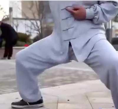 Leaked training of super gms, this is why they can decline en passant so easily