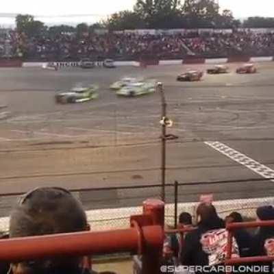 World figure 8 championship - most dangerous race