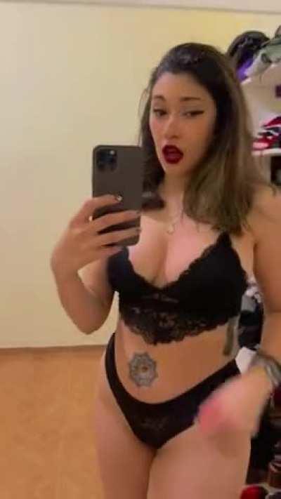 Do you like how my boobs bounce…?