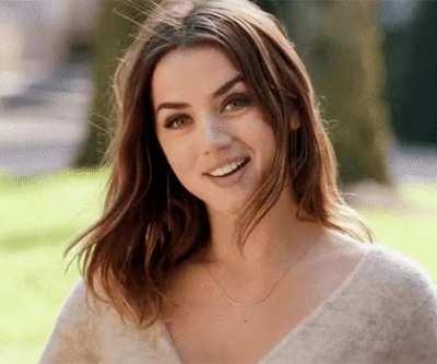 Ana de Armas.
