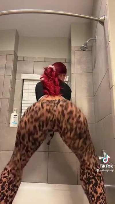 One of the best thots on TikTok 🍑
