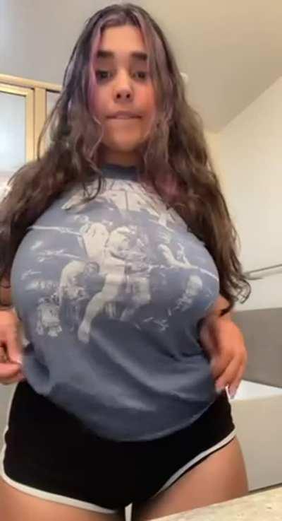 I owe you some nudes if I made you hard… Deal?