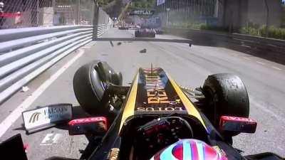 Гоняются в городе и разбивают дорогие машины!!!