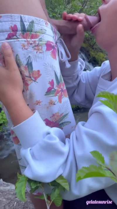 Swallowed my hiking snack like a good girl 