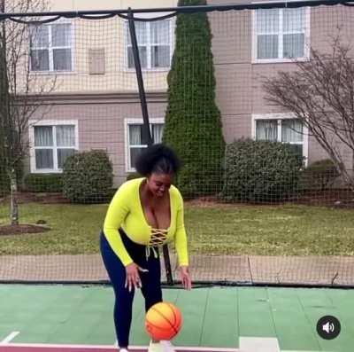 She shoots… she scores!