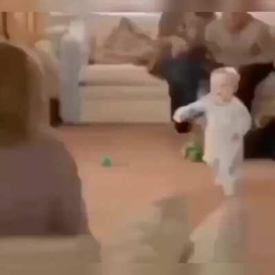 Desde pequeño con facha, fe en la humanidad restaurada