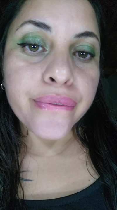 Open your mouth and don't say anything Open your mouth and don't say anything