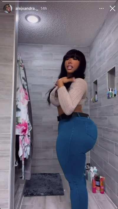 they say never trust a big booty and a smile but…