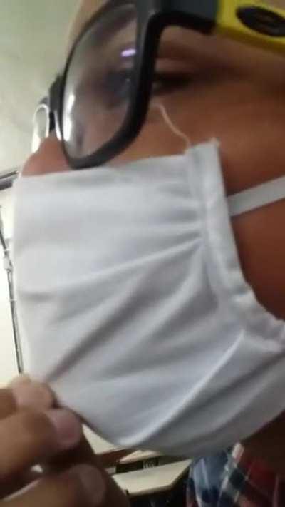 E meu amigo na escola que decidiu perguntar pra minha professora se ela sabe o que é hent4i kkkkkkkkkkkkkkkkkkkkkkkk