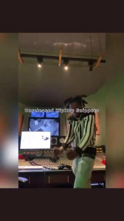 SKI (FULL SONG) ⛷⛷⛷