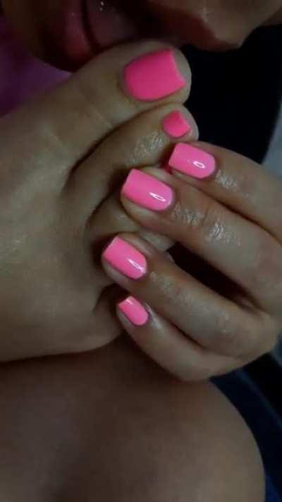 Do you want to taste my toes?😈👅💦