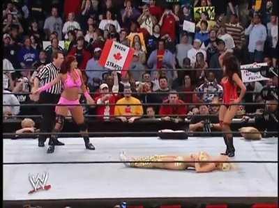 Candice Absolutely disrespects Hall of Famer Torrie Wilson