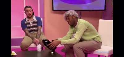 In remembrance of Mac Miller, here is when he was on Loiter Squad