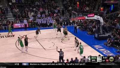 [Highlight] Derrick White decides to drill a triple in Joe Ingles face for 27 points and 11 assists in OT and counting