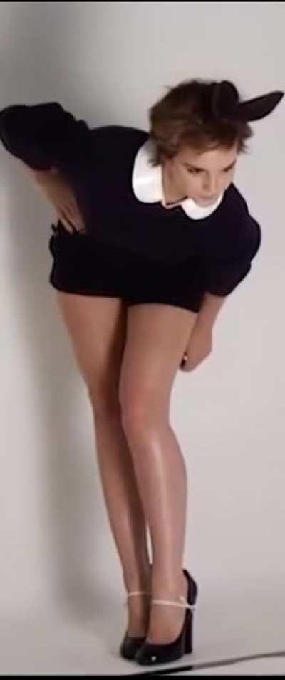 Emma Watson - Elle UK 2011 BTS 4 of 8 - Looped, Cropped, Slowed, Dain'd, AI'd and Brightened