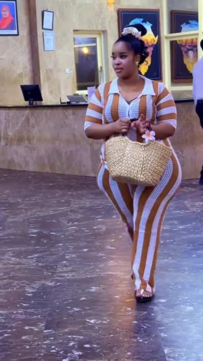 ain't nothing better than natural thickness 🤤 [Myra]