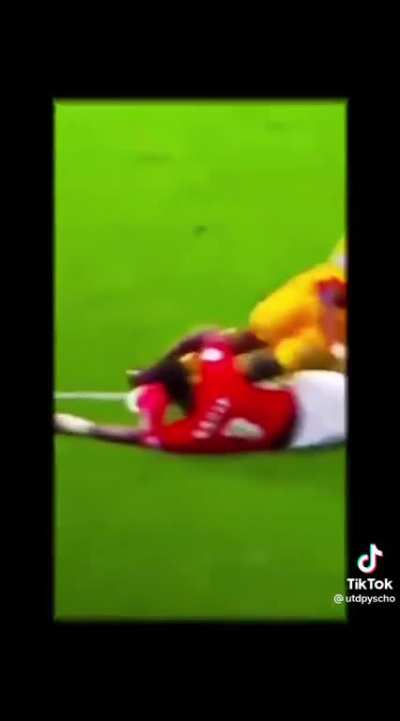 Sit back and enjoy this compilation of just Eric Bailly things 🐐