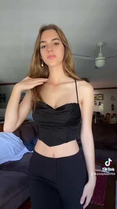 RG - Selection of crop top