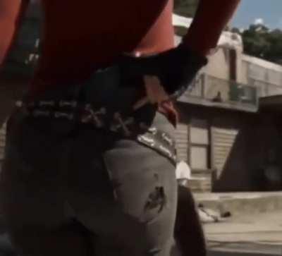 Lauren Cohan is a PAWG (TWD)