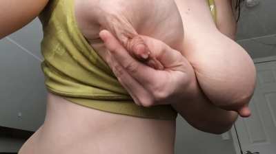 My preggo tits need you yo drain them