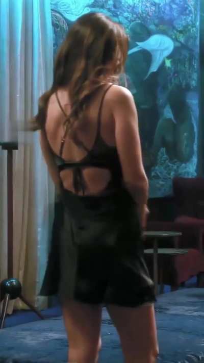 Sensuous Shriya Saran