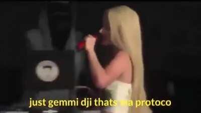 Iggy Azalea's freestyle rap fail